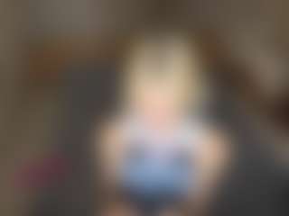 LaraKonzen's Live Sex Cam Show
