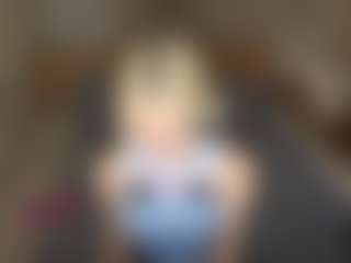 LaraKonzen's Live Sex Cam Show