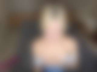 LaraKonzen's Live Sex Cam Show
