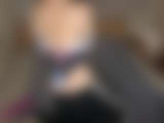 LaraKonzen's Live Sex Cam Show