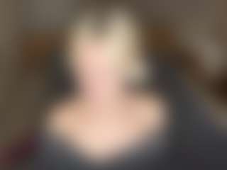 LaraKonzen's Live Sex Cam Show
