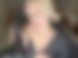 LaraKonzen's Live Sex Cam Show