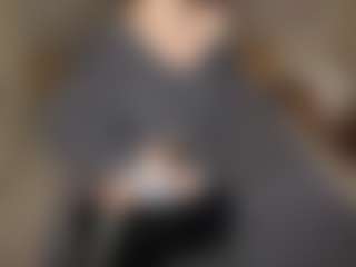 LaraKonzen's Live Sex Cam Show