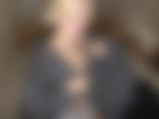 LaraKonzen's Live Sex Cam Show