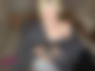 LaraKonzen's Live Sex Cam Show