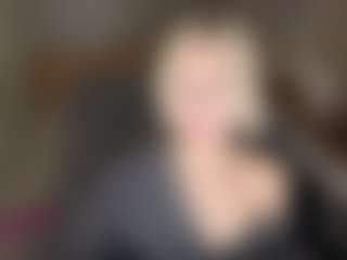 LaraKonzen's Live Sex Cam Show