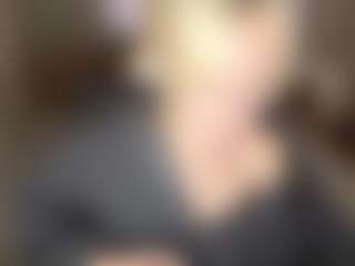 LaraKonzen's Live Sex Cam Show