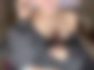 LaraKonzen's Live Sex Cam Show