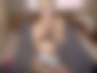 LaraKonzen's Live Sex Cam Show