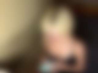 LaraKonzen's Live Sex Cam Show