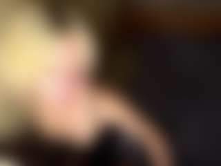 LaraKonzen's Live Sex Cam Show