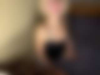 LaraKonzen's Live Sex Cam Show