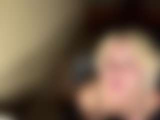 LaraKonzen's Live Sex Cam Show