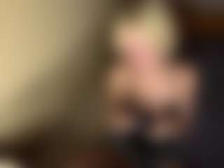 LaraKonzen's Live Sex Cam Show
