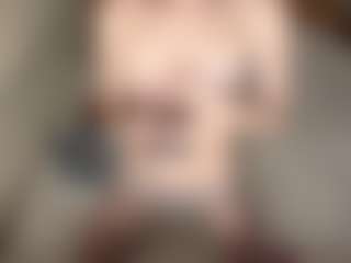 Live cam show with LaraKonzen - Thin on Cam Slut