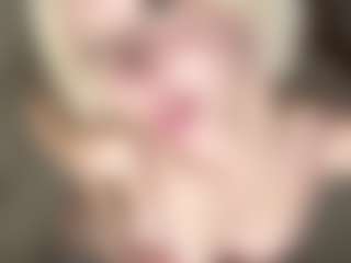 Live cam show with LaraKonzen - Teen (18+) on Latina Girls