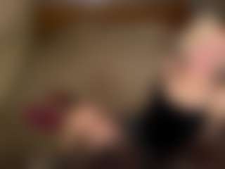 Live cam show with LaraKonzen - Petite on Mixed Magazine Live
