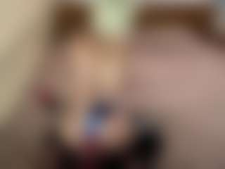 LaraKonzen's Live Sex Cam Show