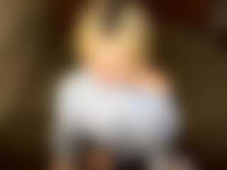 Live cam show with LaraKonzen - Blonde Hair on CSO-WL