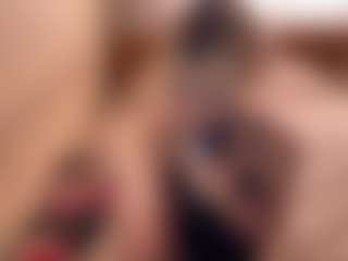 LaraKonzen's Live Sex Cam Show