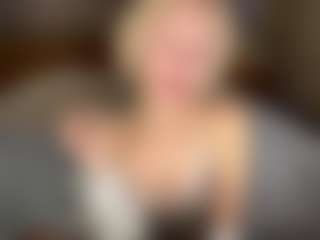LaraKonzen's Live Sex Cam Show