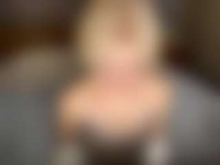 LaraKonzen's Live Sex Cam Show