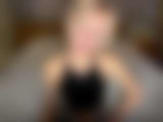 LaraKonzen's Live Sex Cam Show