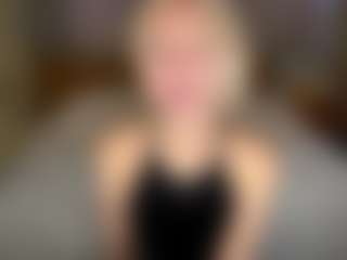 LaraKonzen's Live Sex Cam Show