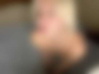 LaraKonzen's Live Sex Cam Show