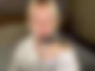 LaraKonzen's Live Sex Cam Show