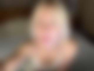 LaraKonzen's Live Sex Cam Show