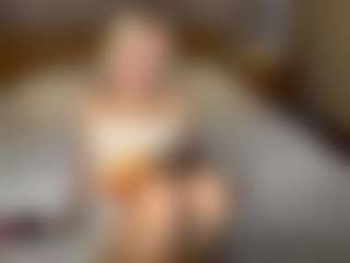 LaraKonzen's Live Sex Cam Show