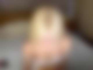 LaraKonzen's Live Sex Cam Show