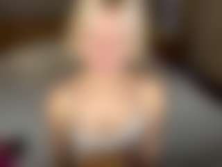 LaraKonzen's Live Sex Cam Show