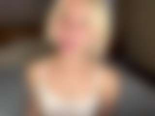 LaraKonzen's Live Sex Cam Show