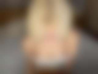 LaraKonzen's Live Sex Cam Show