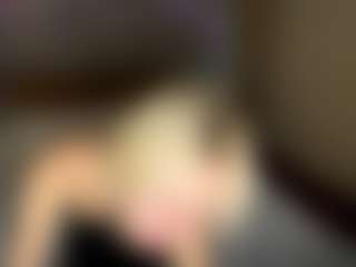 LaraKonzen's Live Sex Cam Show