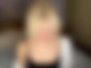 LaraKonzen's Live Sex Cam Show