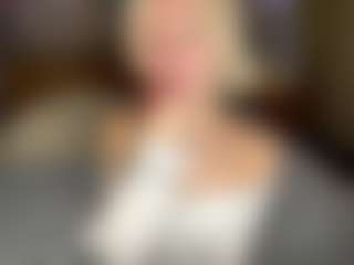 LaraKonzen's Live Sex Cam Show