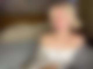 LaraKonzen's Live Sex Cam Show