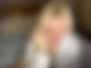 Live cam show with LaraKonzen - Butt Plug on iamadamtest123.com