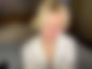 Live cam show with LaraKonzen - Tease Blonde Hair on SpunkLive