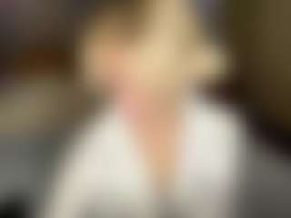Live-camshow met LaraKonzen - Petite Young Adult op Camsoda