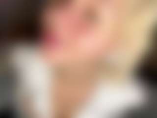 LaraKonzen's Live Sex Cam Show