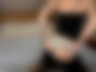 LaraKonzen's Live Sex Cam Show