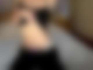 LaraKonzen's Live Sex Cam Show