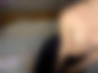 LaraKonzen's Live Sex Cam Show