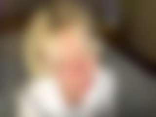 Live cam show with LaraKonzen - Small Tits on AdultVida.com