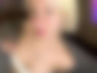 LaraKonzen's Live Sex Cam Show