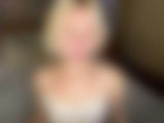 LaraKonzen's Live Sex Cam Show
